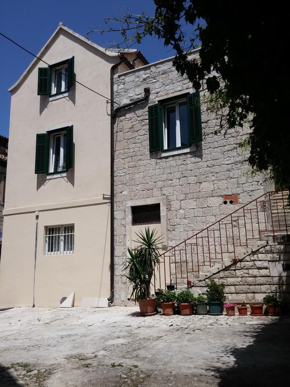 Apartman Sv Petar Stari U Centru Splita Esterno foto
